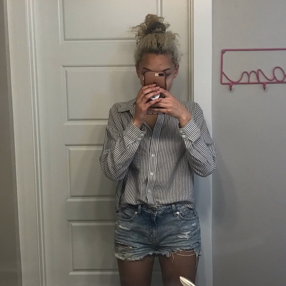 Denim shorts - Picture 1 of 4